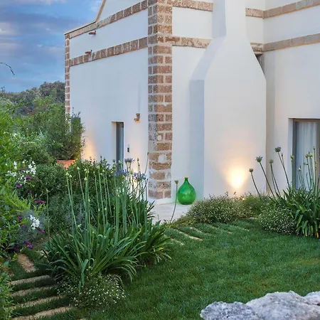 La Vacia Country 4* Pulsano