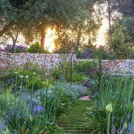 Bed & Breakfast La Vacia Country 4*