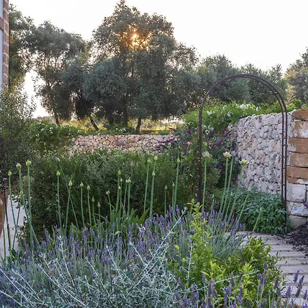 Bed & Breakfast La Vacia Country Pulsano